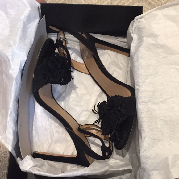 Banana Republic Shoes - Banana Republic “Honey Bis” fringe heel 9.5